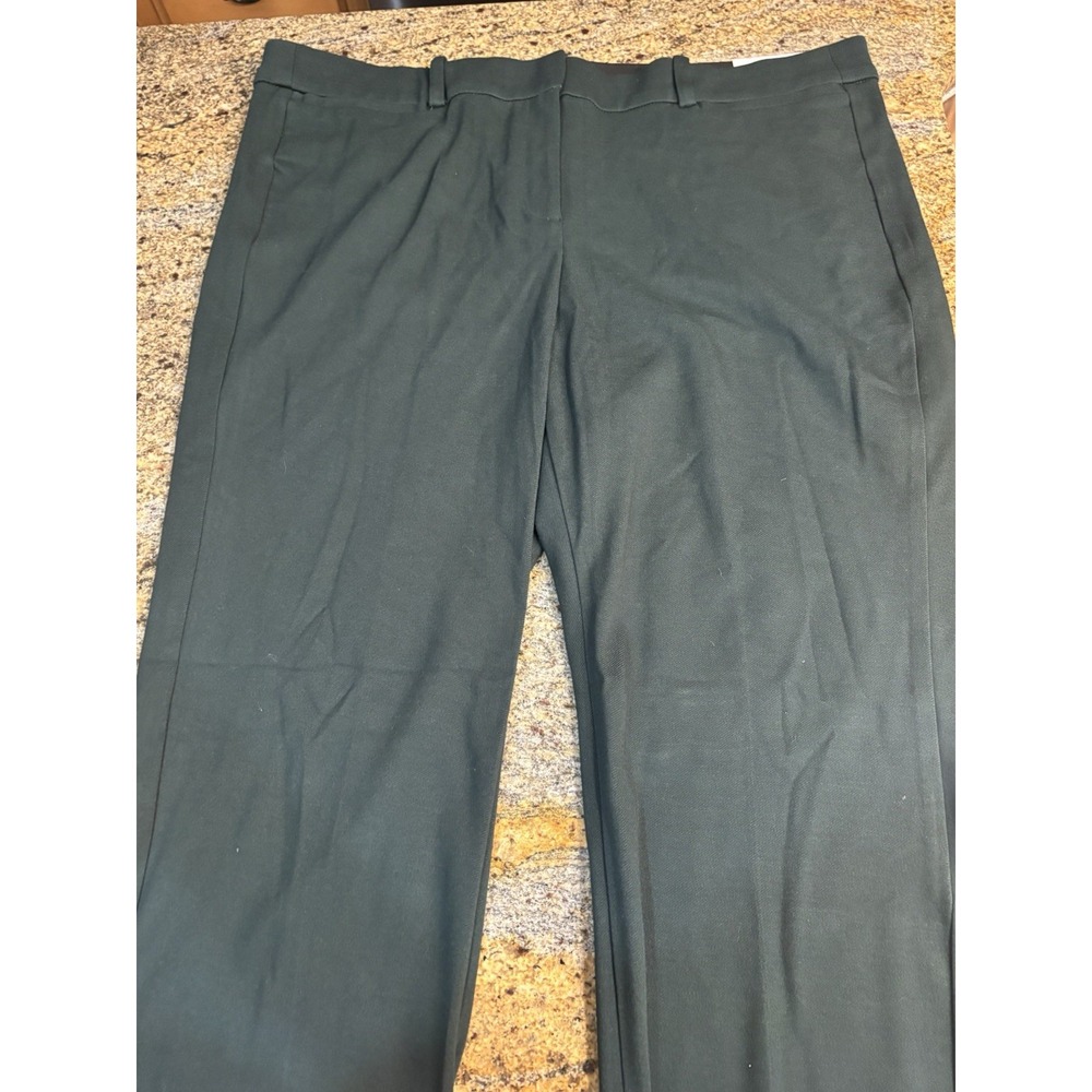 NWT Lane Bryant The Allie Straight Leg Pants‎ Green Curvy Size 26 Office Career
